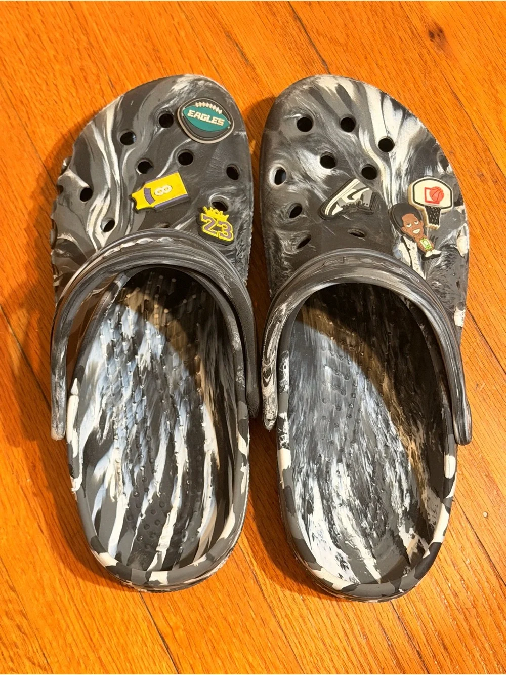 Unisex Adult Black & White Marble Clog Shoes with Jibbitz - Casual Slip-On
